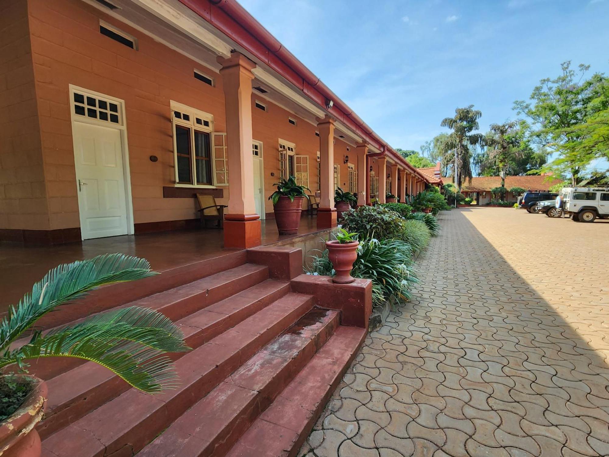 Masindi Hotel Eksteriør billede