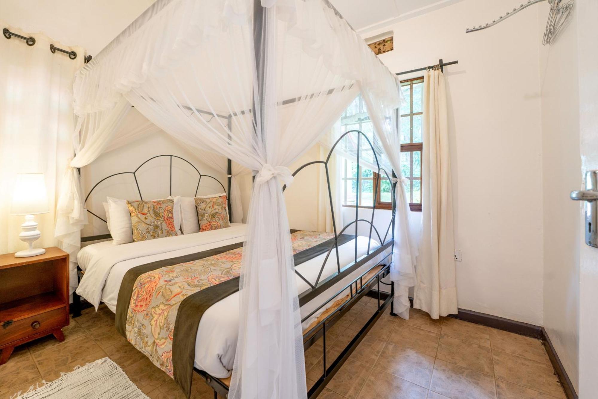 Masindi Hotel Eksteriør billede